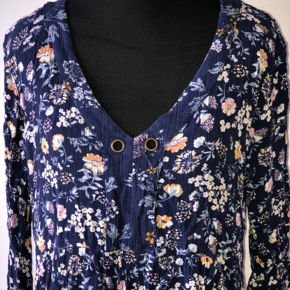 🛍️New Wallflower Boho Floral Top - Picture 4 of 14